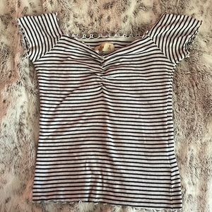 Hollister crop top
